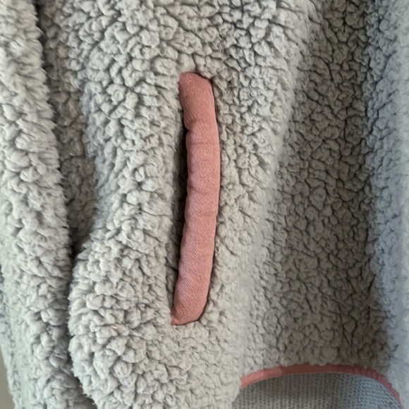 Simply Southern Gray Quarter Zip Sherpa Pullover. Size Large - Picture 4 of 6